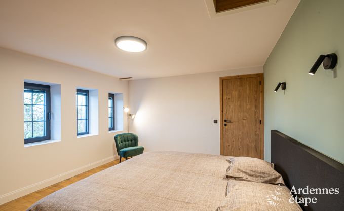 Chalet mit Whirlpool, Billardtisch und herrlichem Ausblick in Vencimont f�r 6 Personen