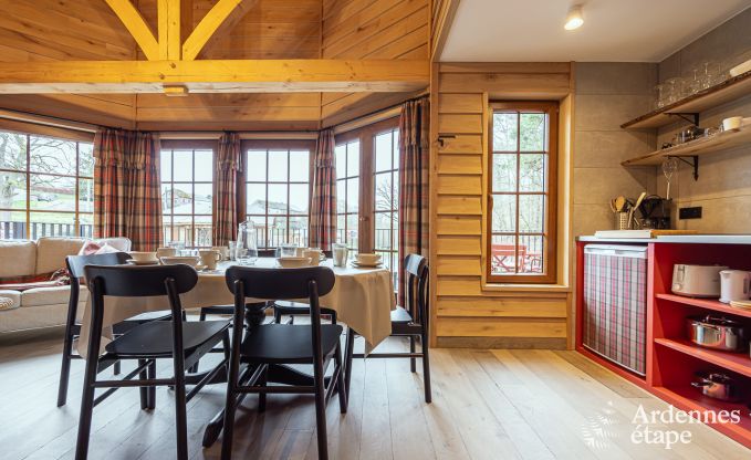 Au�ergew�hnliches Pfahlhaus als Ferienhaus in Vencimont