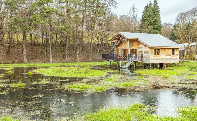 Au�ergew�hnliches Pfahlhaus als Ferienhaus in Vencimont