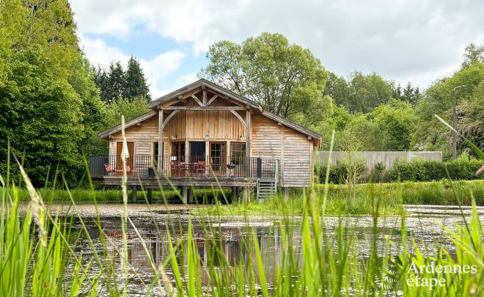 Au�ergew�hnliches Pfahlhaus als Ferienhaus in Vencimont