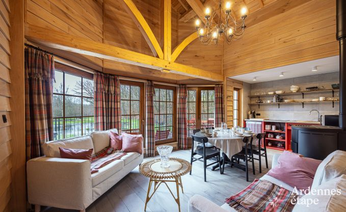 Au�ergew�hnliches Pfahlhaus als Ferienhaus in Vencimont