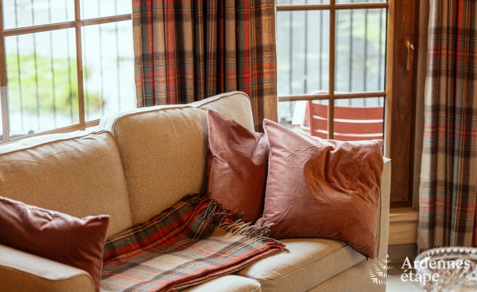 Au�ergew�hnliches Pfahlhaus als Ferienhaus in Vencimont