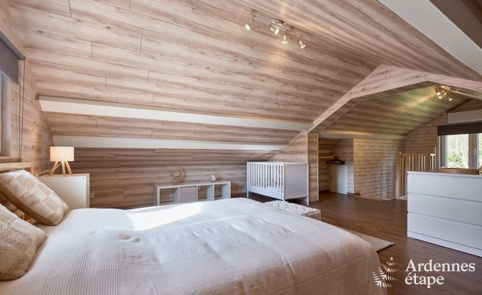 Charmantes Chalet in Vencimont f�r 4-6 Personen: renoviert 2025, familienfreundliche Annehmlichkeiten und fahrradfreundliche Lage