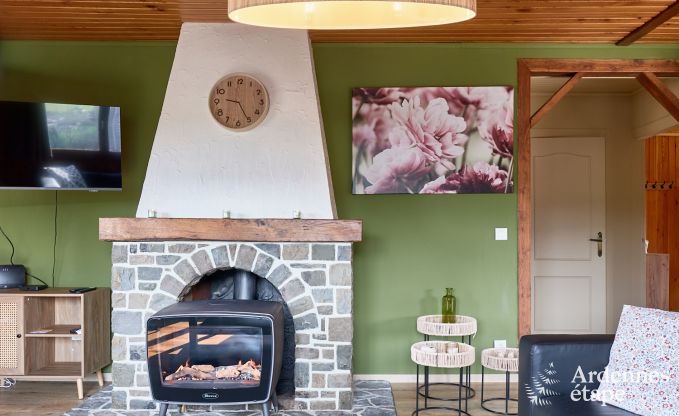 Charmantes Chalet in Vencimont f�r 4-6 Personen: renoviert 2025, familienfreundliche Annehmlichkeiten und fahrradfreundliche Lage