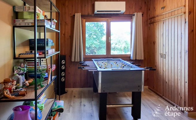 Charmantes Chalet in Vencimont f�r 4-6 Personen: renoviert 2025, familienfreundliche Annehmlichkeiten und fahrradfreundliche Lage