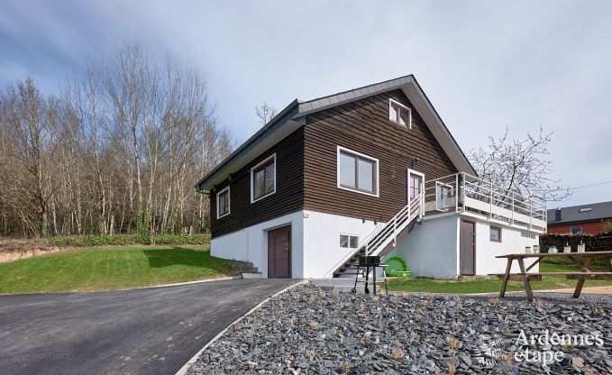 Charmantes Chalet in Vencimont f�r 4-6 Personen: renoviert 2025, familienfreundliche Annehmlichkeiten und fahrradfreundliche Lage