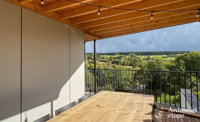 Ger�umiges Ferienhaus in Vencimont f�r 13 Personen mit 6 Schlaf- und Badezimmern und Privatgarten mit Trampolin und Boule