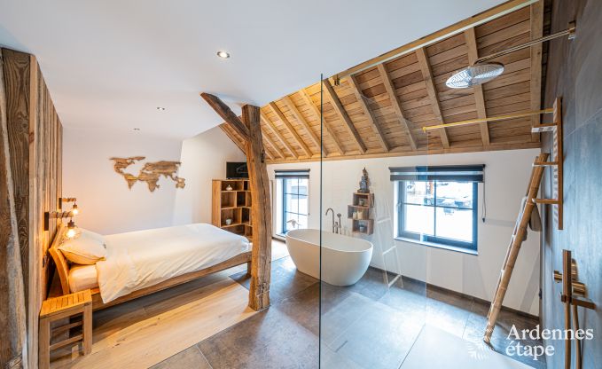 Ferienhaus f�r 3 Paare in Vencimont mit 3 Schlafzimmern und 3 Badezimmern, Bar und Privatgarten