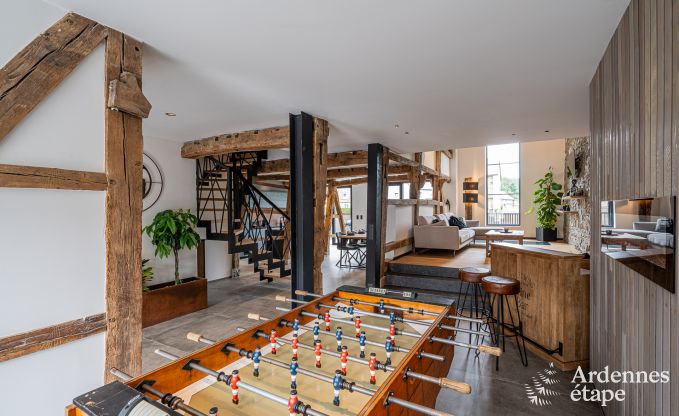 Ferienhaus f�r 3 Paare in Vencimont mit 3 Schlafzimmern und 3 Badezimmern, Bar und Privatgarten