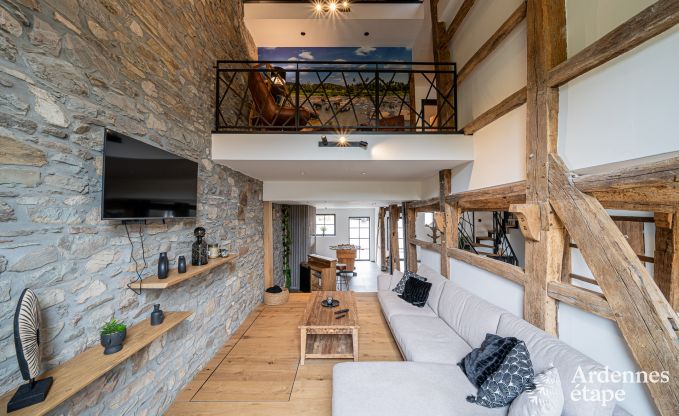 Ferienhaus f�r 3 Paare in Vencimont mit 3 Schlafzimmern und 3 Badezimmern, Bar und Privatgarten