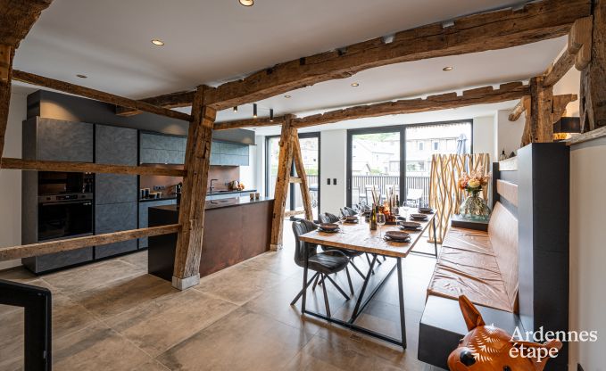 Ferienhaus f�r 3 Paare in Vencimont mit 3 Schlafzimmern und 3 Badezimmern, Bar und Privatgarten