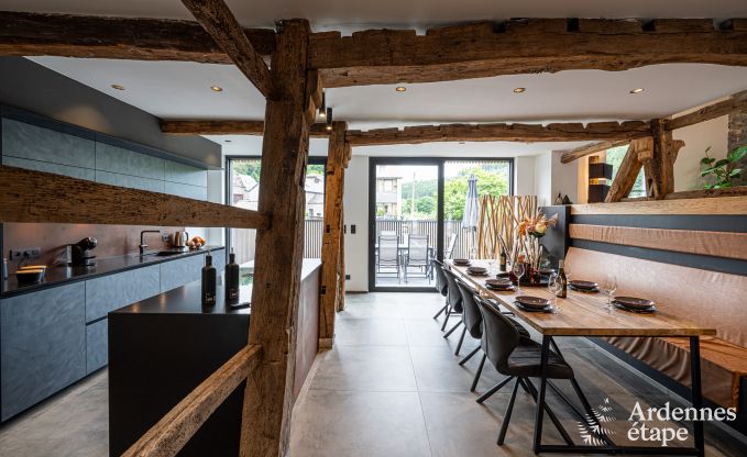 Ferienhaus f�r 3 Paare in Vencimont mit 3 Schlafzimmern und 3 Badezimmern, Bar und Privatgarten