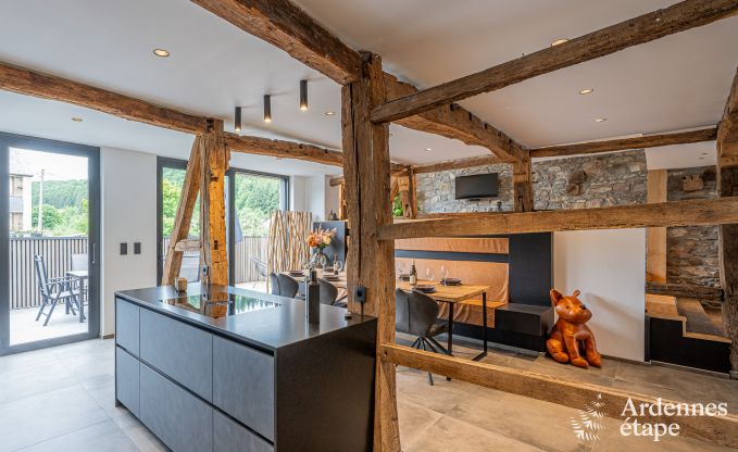 Ferienhaus f�r 3 Paare in Vencimont mit 3 Schlafzimmern und 3 Badezimmern, Bar und Privatgarten