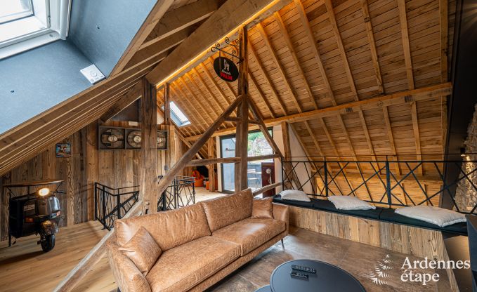 Ferienhaus f�r 3 Paare in Vencimont mit 3 Schlafzimmern und 3 Badezimmern, Bar und Privatgarten