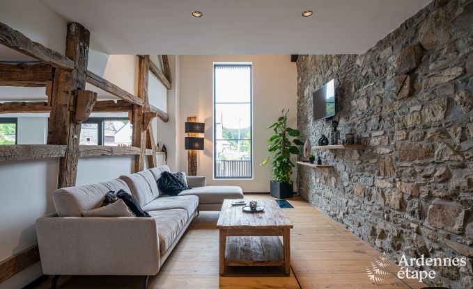 Ferienhaus f�r 3 Paare in Vencimont mit 3 Schlafzimmern und 3 Badezimmern, Bar und Privatgarten