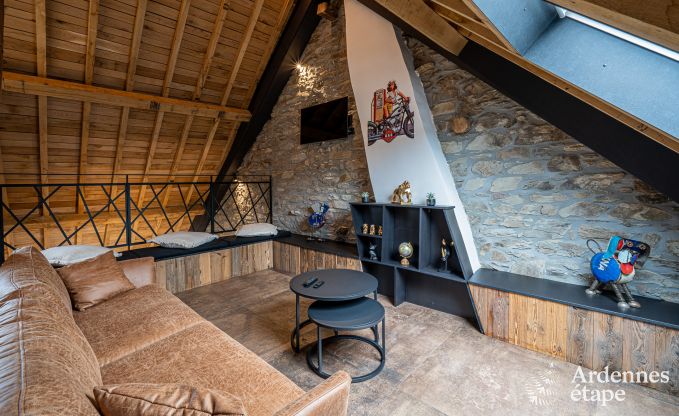 Ferienhaus f�r 3 Paare in Vencimont mit 3 Schlafzimmern und 3 Badezimmern, Bar und Privatgarten