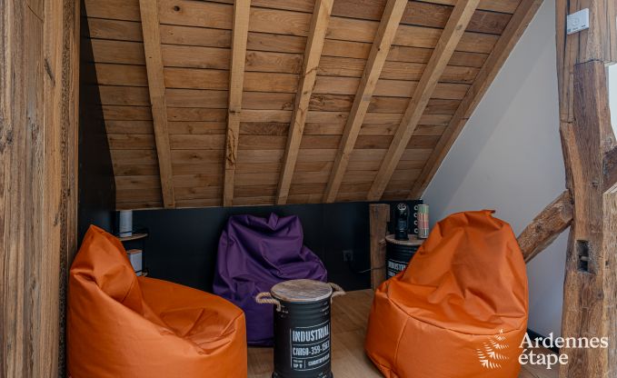 Ferienhaus f�r 3 Paare in Vencimont mit 3 Schlafzimmern und 3 Badezimmern, Bar und Privatgarten