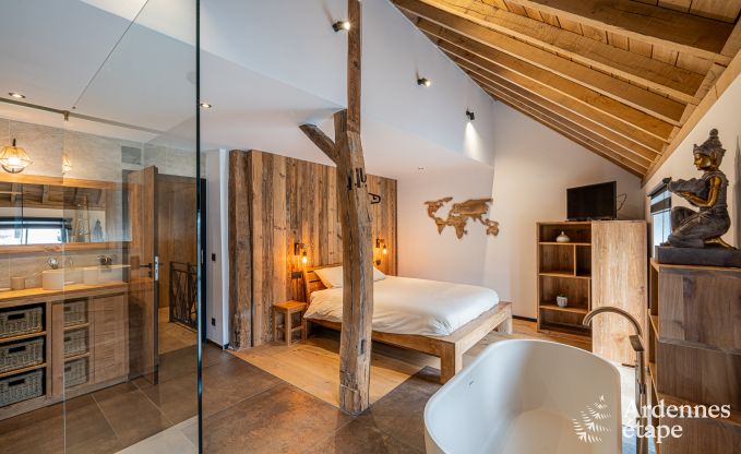 Ferienhaus f�r 3 Paare in Vencimont mit 3 Schlafzimmern und 3 Badezimmern, Bar und Privatgarten