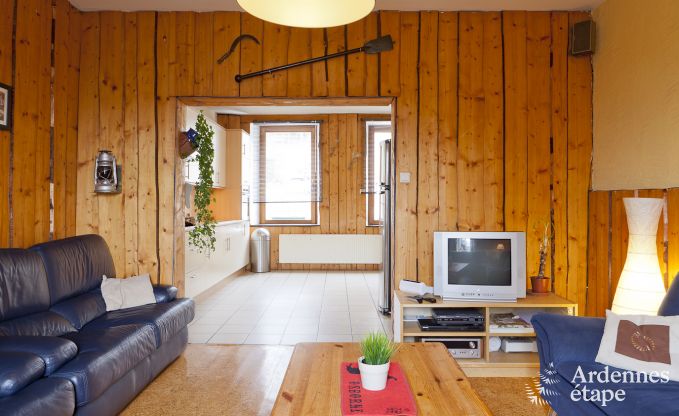 Groes Ferienhaus in der Nhe von Vielsalm fr 21 Personen mit 7 Schlafzimmern, 4 Badezimmern, Spielzimmer und Privatgarten