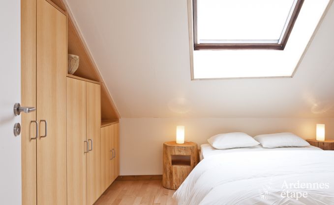 Groes Ferienhaus in der Nhe von Vielsalm fr 21 Personen mit 7 Schlafzimmern, 4 Badezimmern, Spielzimmer und Privatgarten