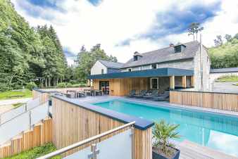 Schöne 4,5-Sterne-Villa für 30 Personen in Vielsalm, Provinz Luxemburg