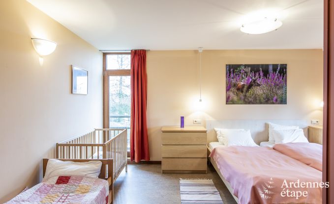 Ger�umiges Ferienhaus in Vielsalm f�r 22 Personen mit 10 Schlafzimmern, Spielzimmer, Sauna und gro�em Garten
