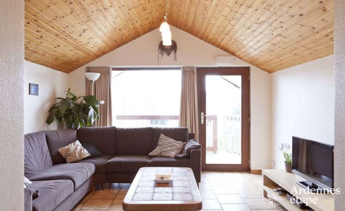 Groes Ferienhaus in der Nhe von Vielsalm fr 21 Personen mit 7 Schlafzimmern, 4 Badezimmern, Spielzimmer und Privatgarten