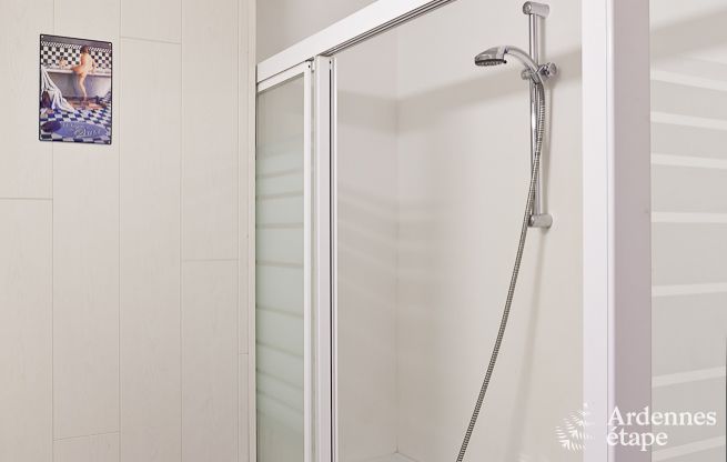 Groes Ferienhaus in der Nhe von Vielsalm fr 21 Personen mit 7 Schlafzimmern, 4 Badezimmern, Spielzimmer und Privatgarten