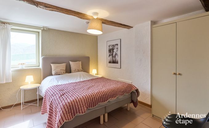 gem�tliches Ferienhaus mit 5 Schlafzimmern, Jacuzzi, Sauna und privatem Garten in Vielsalm Ardennen