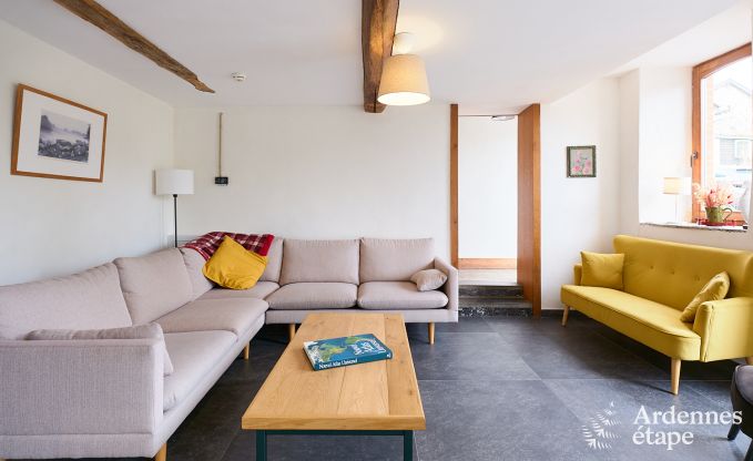 gem�tliches Ferienhaus mit 5 Schlafzimmern, Jacuzzi, Sauna und privatem Garten in Vielsalm Ardennen