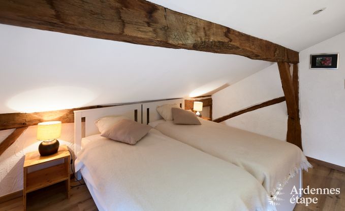 gem�tliches Ferienhaus mit 5 Schlafzimmern, Jacuzzi, Sauna und privatem Garten in Vielsalm Ardennen