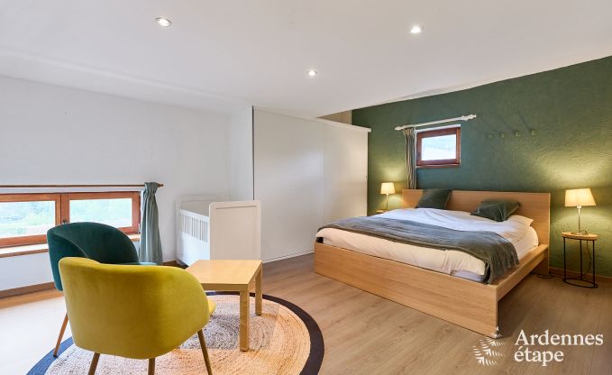 gem�tliches Ferienhaus mit 5 Schlafzimmern, Jacuzzi, Sauna und privatem Garten in Vielsalm Ardennen