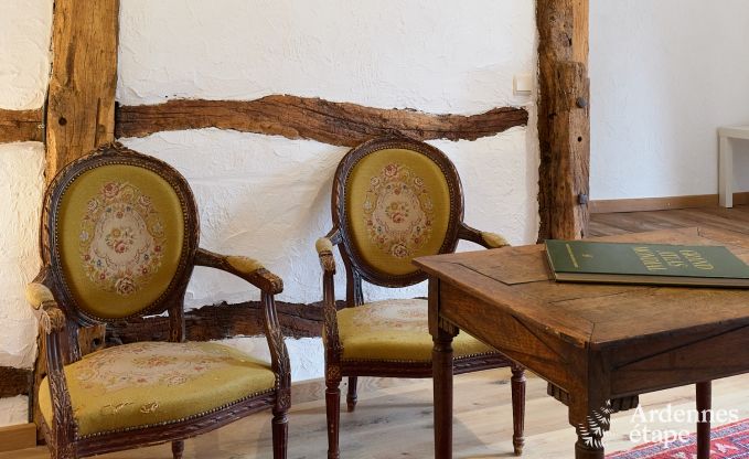 gem�tliches Ferienhaus mit 5 Schlafzimmern, Jacuzzi, Sauna und privatem Garten in Vielsalm Ardennen