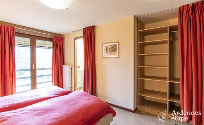 Ger�umiges Ferienhaus in Vielsalm f�r 22 Personen mit 10 Schlafzimmern, Spielzimmer, Sauna und gro�em Garten