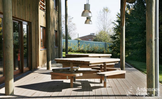 Ger�umiges Ferienhaus in Vielsalm f�r 22 Personen mit 10 Schlafzimmern, Spielzimmer, Sauna und gro�em Garten