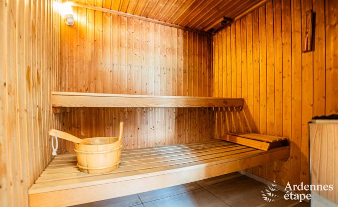 Luxusvilla in Vielsalm f�r 20 Personen mit 7 Schlafzimmern, Hallenbad, Sauna und Privatgarten