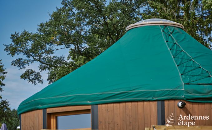 Romantische Jurte in Vielsalm: komfortabler Aufenthalt mit privatem Garten, Terrasse und gesichertem Fahrradabstellplatz