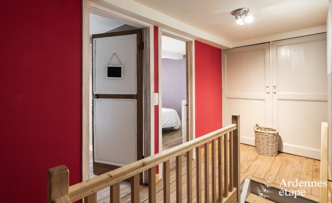 Charmantes Ferienhaus mit Pool und privatem Garten f�r 4 Personen im mittelalterlichen Dorf Vierves-sur-Viroin