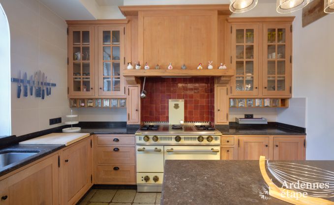 Komfortables Ferienhaus f�r 10 Personen in Villers-en-Fagne mit Sauna und Holzofen