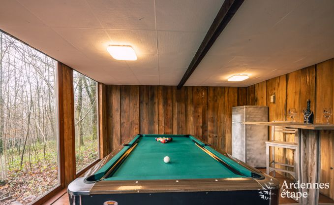 Unvergesslicher Aufenthalt in Viroinval: Komfortables Chalet in den Ardennen f�r 4 Personen mit Sauna und nordischem Bad