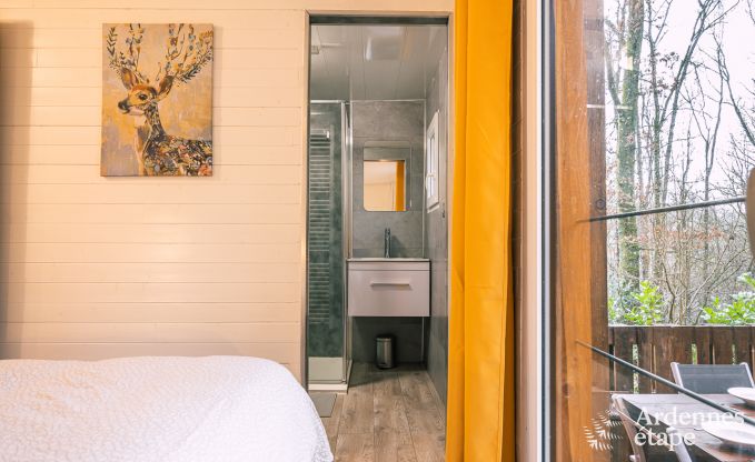 Unvergesslicher Aufenthalt in Viroinval: Komfortables Chalet in den Ardennen f�r 4 Personen mit Sauna und nordischem Bad