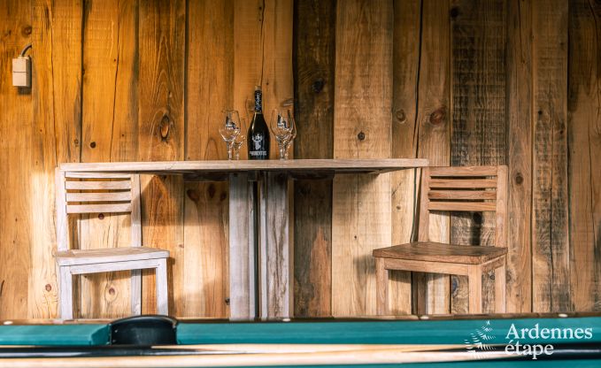 Unvergesslicher Aufenthalt in Viroinval: Komfortables Chalet in den Ardennen f�r 4 Personen mit Sauna und nordischem Bad