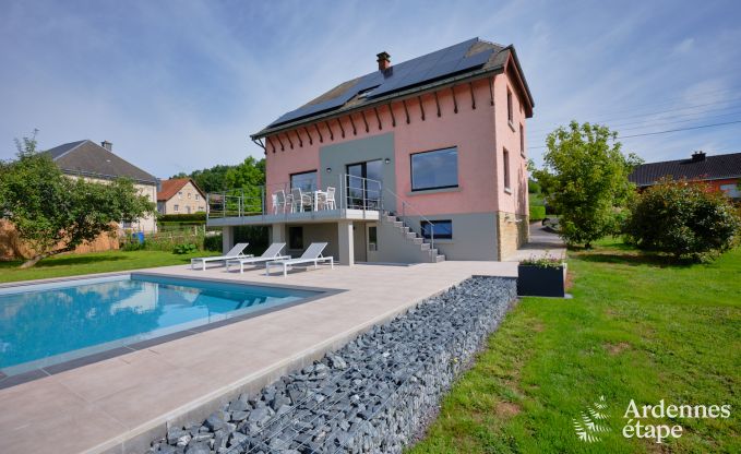 Ferienhaus fr 6 Personen in Virton mit 3 Schlafzimmern, Sauna, Holzofen, Auenpool und Privatterrasse