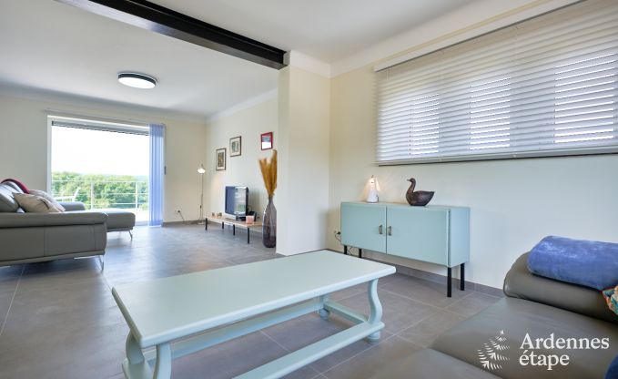 Ferienhaus fr 6 Personen in Virton mit 3 Schlafzimmern, Sauna, Holzofen, Auenpool und Privatterrasse