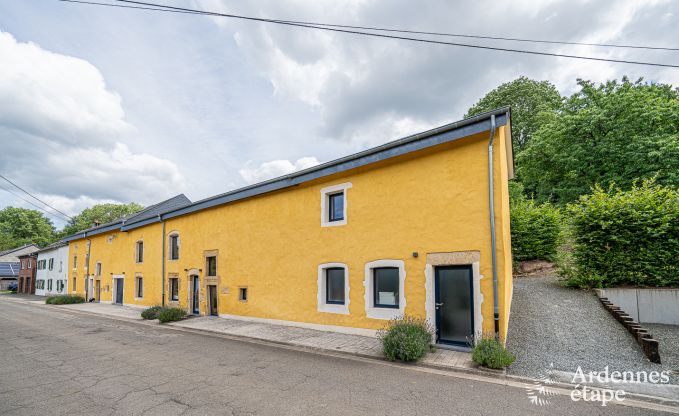 Wundersch�nes Ferienhaus in Virton, Ardennen