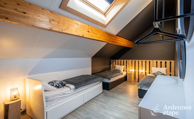 Wundersch�nes Ferienhaus in Virton, Ardennen