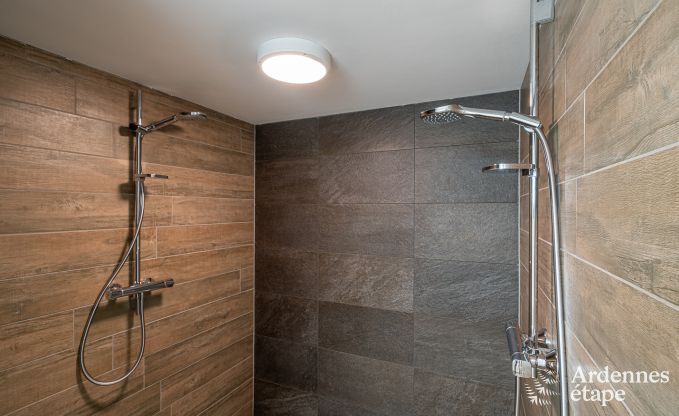 Wundersch�nes Ferienhaus in Virton, Ardennen