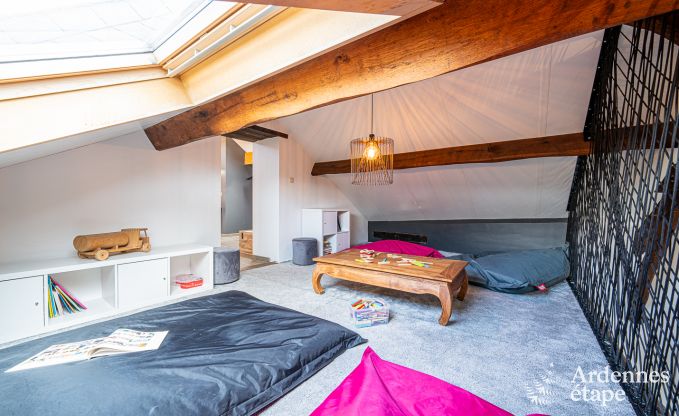 Wundersch�nes Ferienhaus in Virton, Ardennen