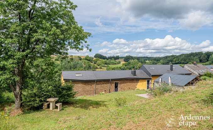 Wundersch�nes Ferienhaus in Virton, Ardennen
