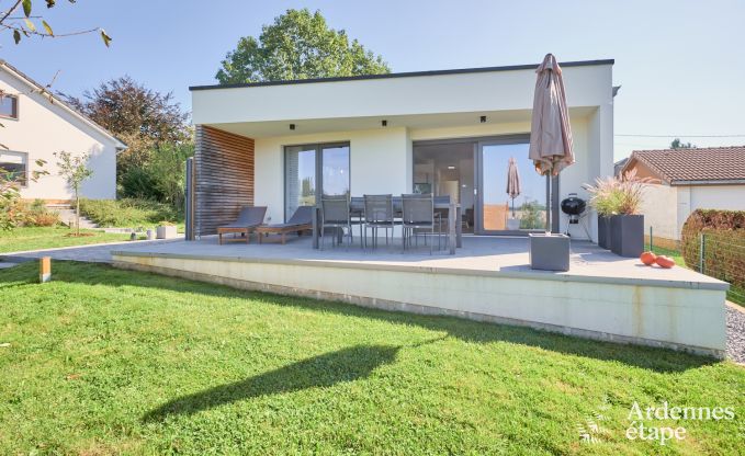 Ferienhaus mit privatem Garten, Terrasse und 2 Schlafzimmern in Ethe - Virton, Ardennen